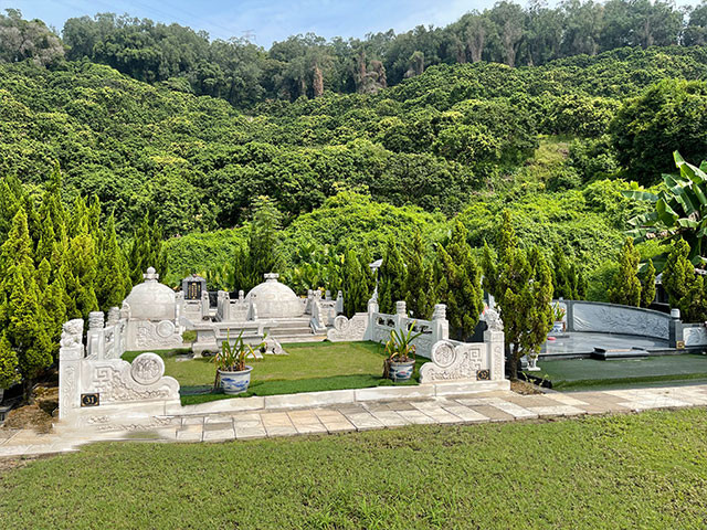 武汉凤凰山陵园传统墓地价格